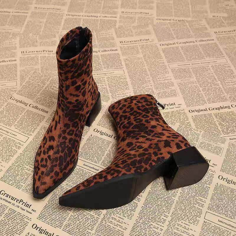 Winter Clothing Ladies - รองเท้าบูทส้นเตี้ยผู้หญิงสไตล์โมเดิร์น หัวแหลม แฟชั่นสำหรับงานปาร์ตี้ รองเท้าสั้นทรงสลิมสไตล์วินเทจ