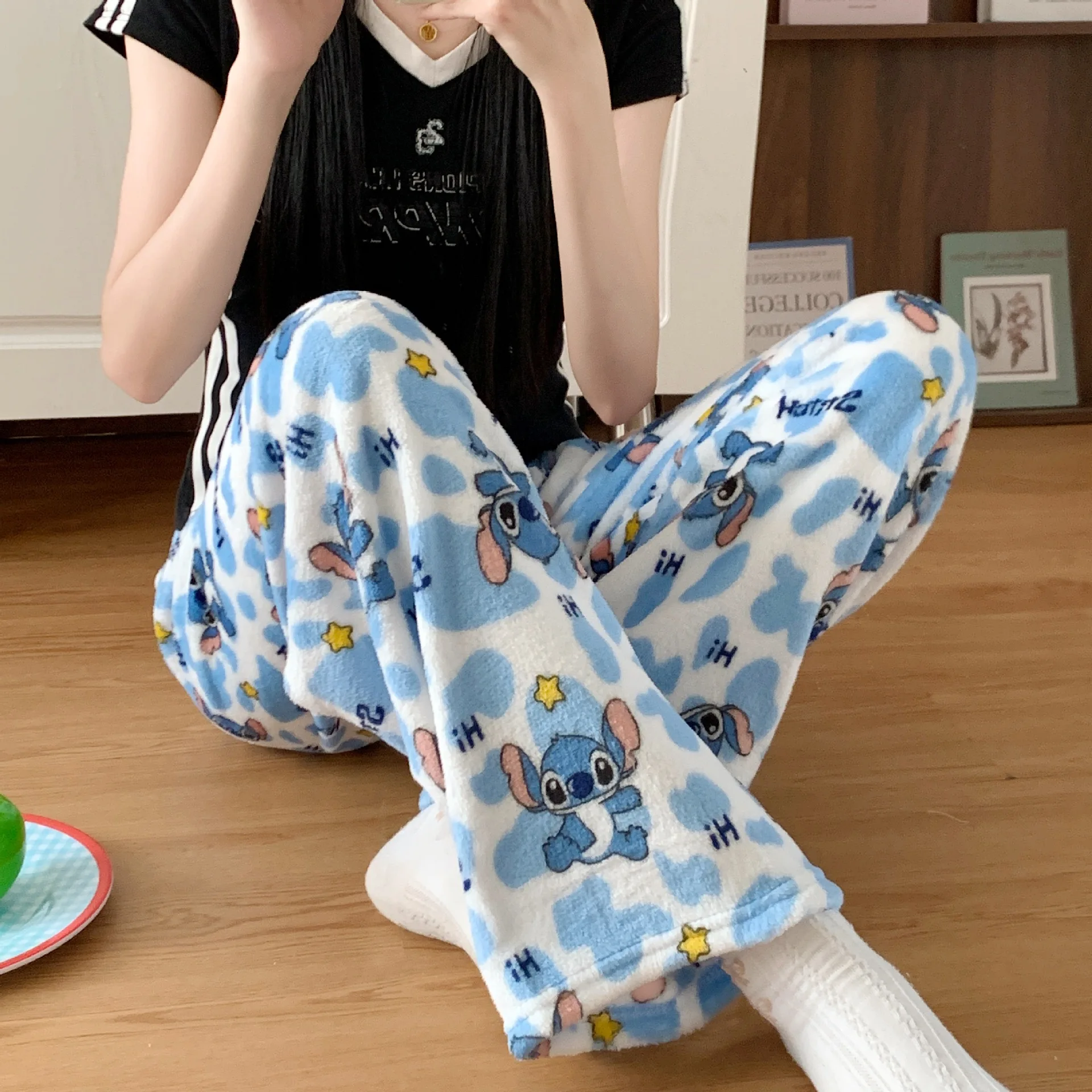 ชุดนอนผ้าสักหลาดลายการ์ตูนสติท - Winter Clothing Deals บทวิจารณ์และราคา